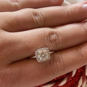 Dazzling Silver Cushion Cut Ring